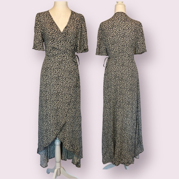 Skies Are Blue Floral Daisy Wrap Maxi Dress Blue Size Small - Picture 1 of 16